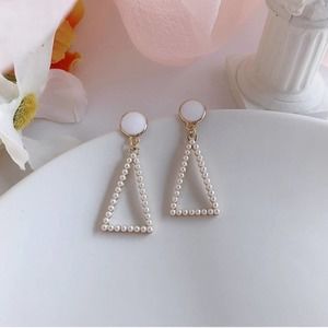 Dainty Geometric Triangle White Pearl Earrings
